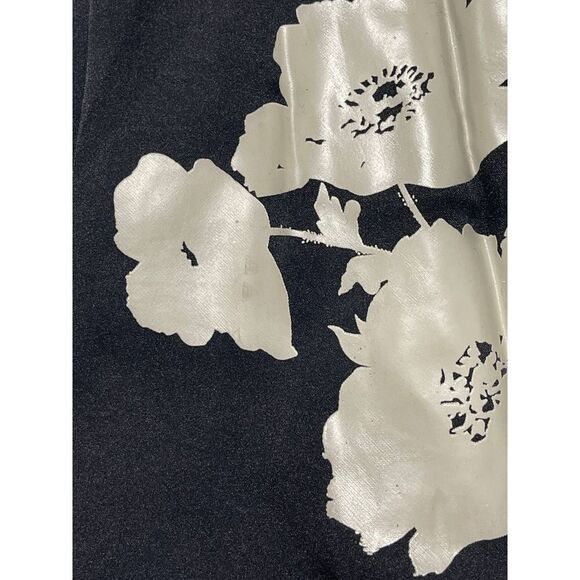 Bird
by Juicy Couture Hazel T-Back Dress Floral Printed Sleeveless Black Bone XS - Picture 11 of 16